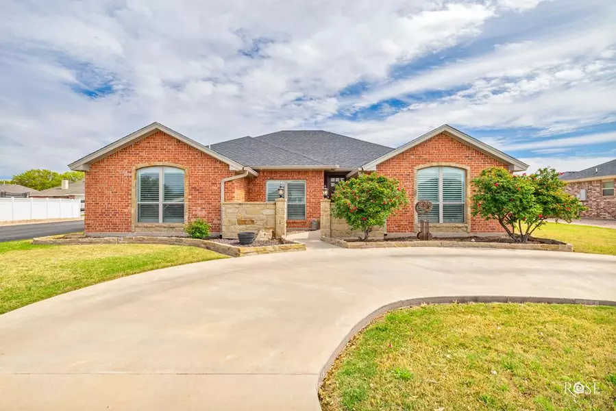 4902 Red Oak Lane, San Angelo, TX 76904