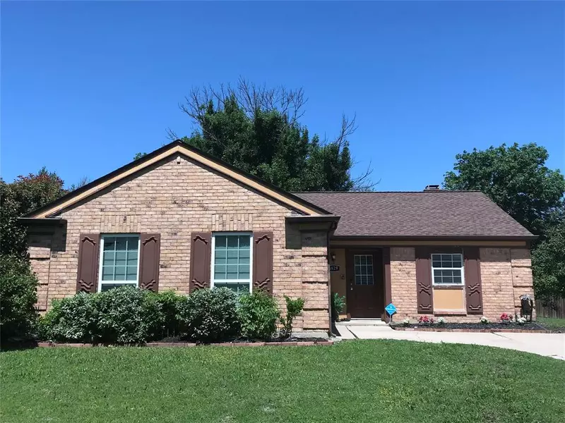 4629 China Rose Drive, Fort Worth, TX 76137