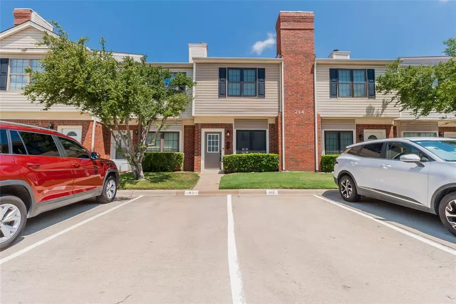 214 Samuel Boulevard #3, Coppell, TX 75019