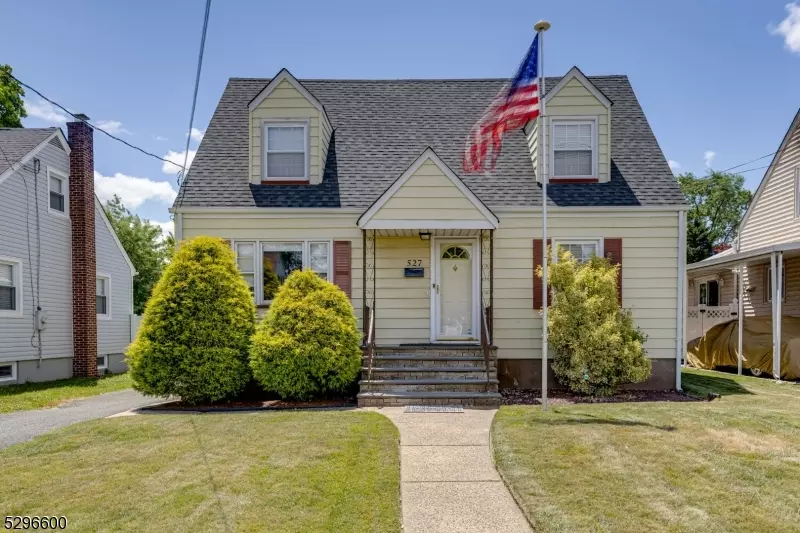 527 Spruce Ave, Garwood Boro, NJ 07027