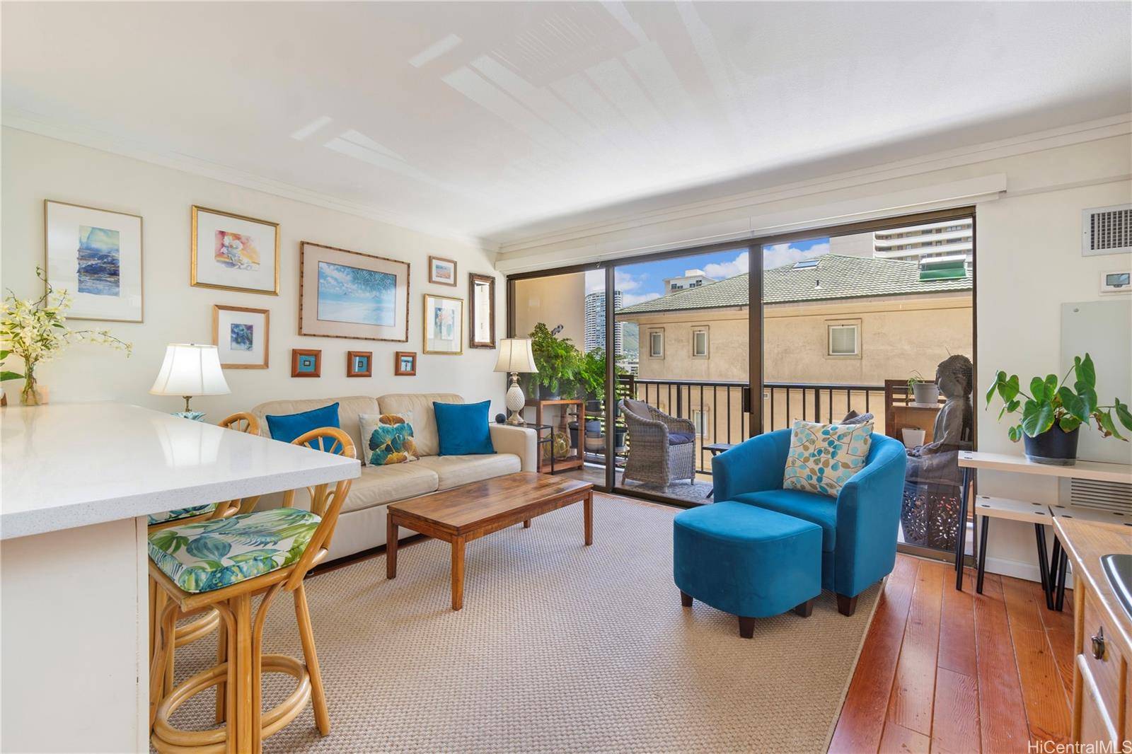 2140 Kuhio Avenue #611, Honolulu, HI 96815