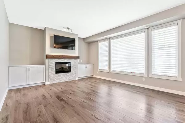 Calgary, AB T3M 2V5,151 Cranbrook WALK SE