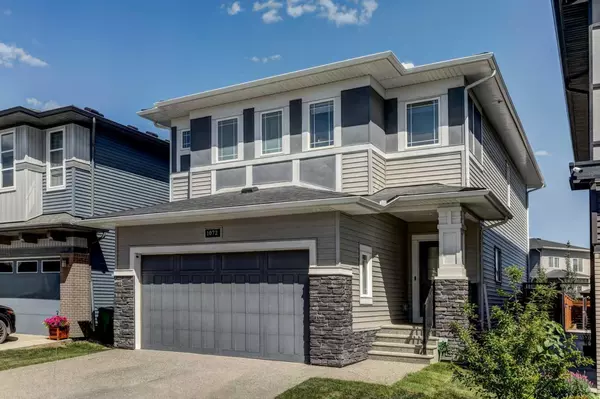 Airdrie, AB T4B 5E1,1072 Chinook Gate Heath SW