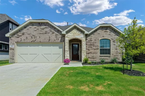 Aubrey, TX 76227,5833 Pensby Drive