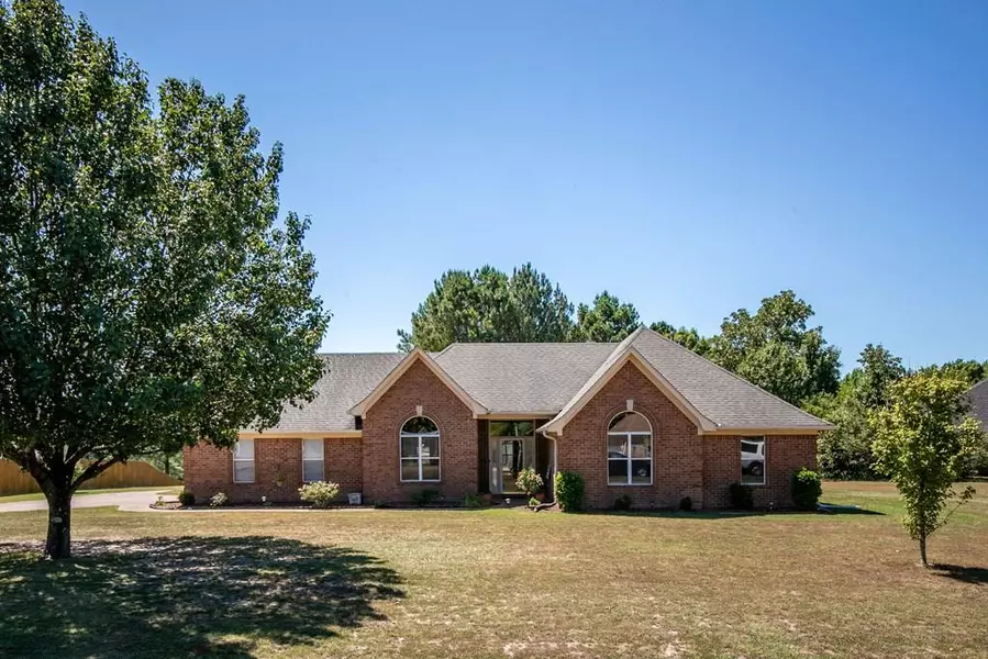 811 Twin Lakes Cove, Oxford, MS 38655