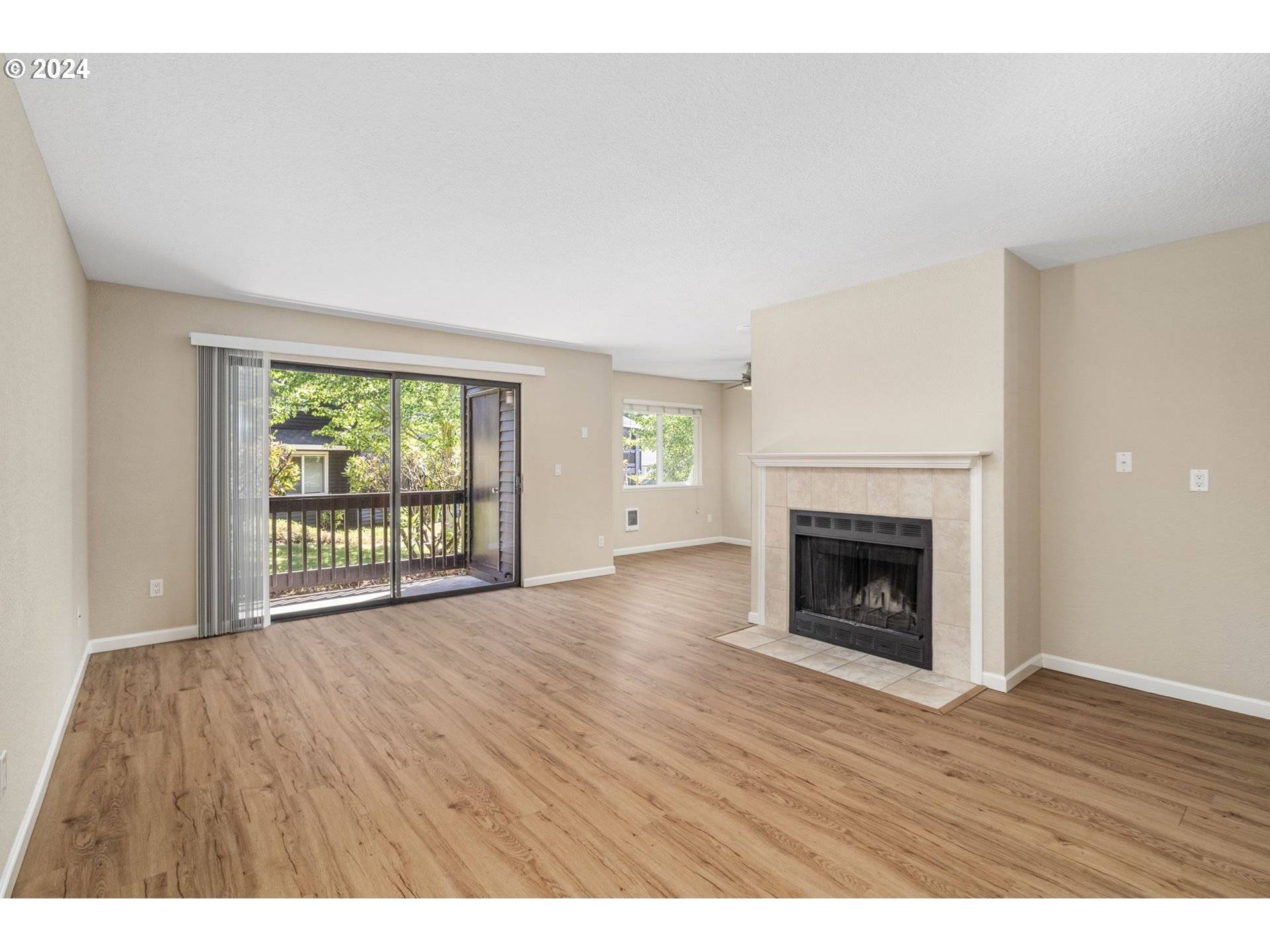 Beaverton, OR 97007,9490 SW 146TH TER #R-3