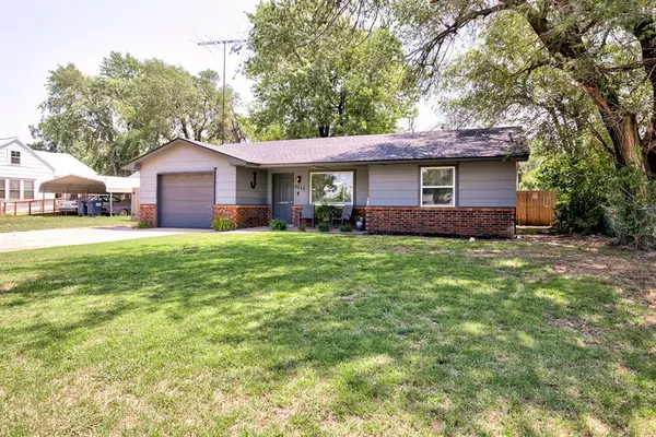 2715 N Emerson Street, Enid, OK 73701