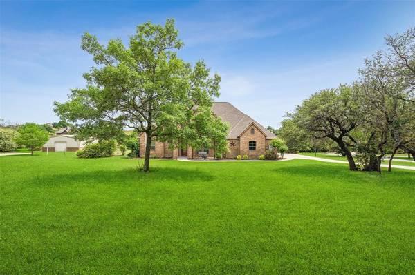 Weatherford, TX 76087,833 Canyon Creek Lane