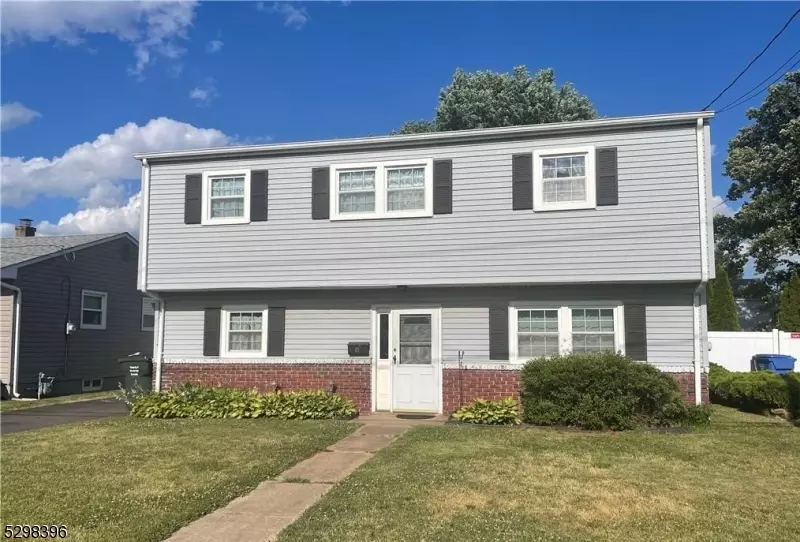 66 4Th Ave, Woodbridge Twp., NJ 07064