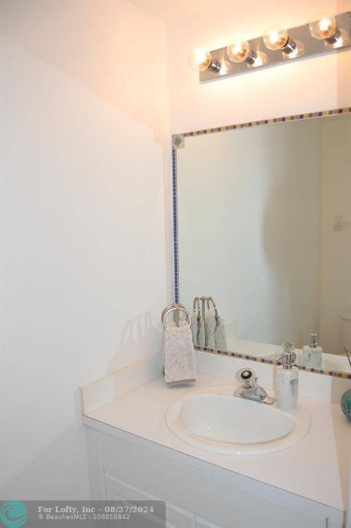 Boca Raton, FL 33487,1056 Jeffery Street