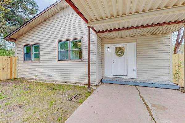 607 Vz County Road 3828, Wills Point, TX 75169