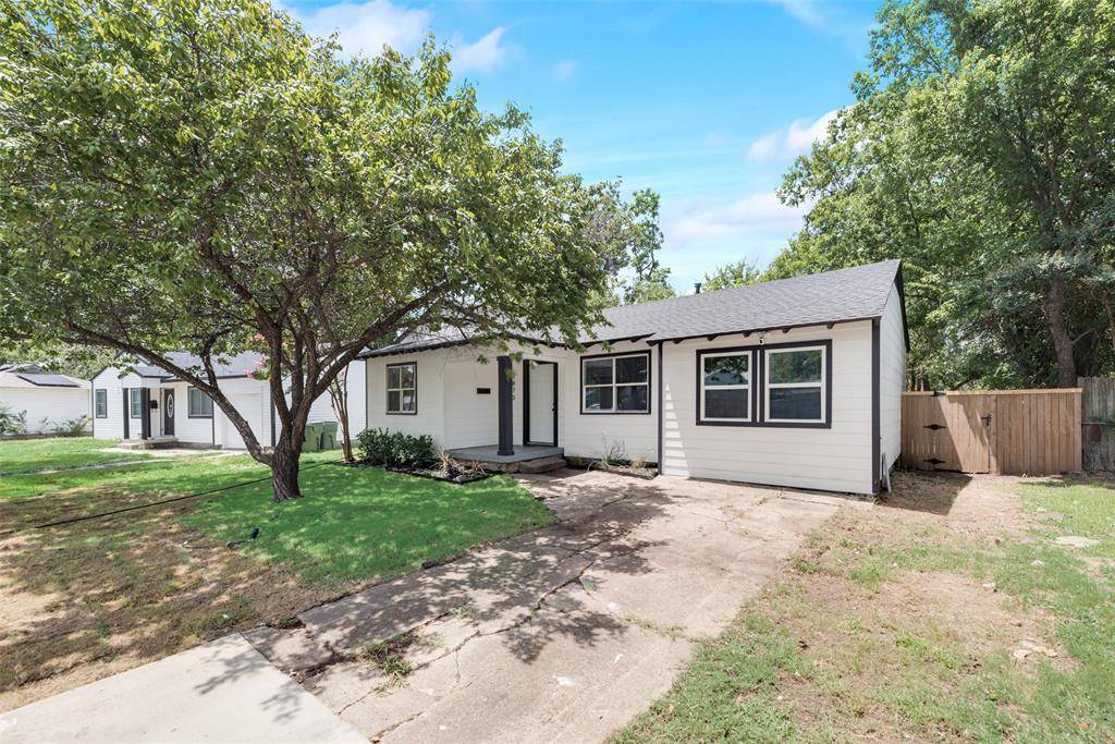 2873 Beasley Drive,  Garland,  TX 75041