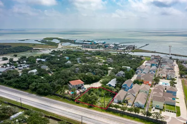 20 Bahama South, Rockport, TX 78382