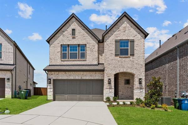 708 Treaty Oak Drive, Lewisville, TX 75056