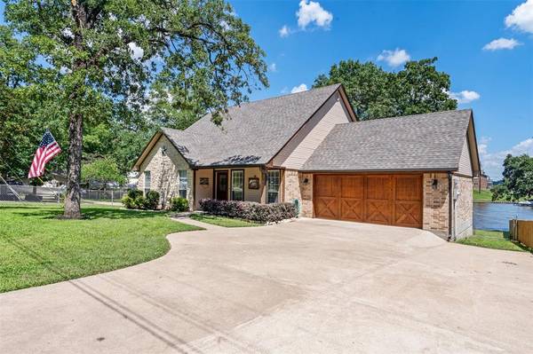 127 Cottonwood Trail,  Gun Barrel City,  TX 75156