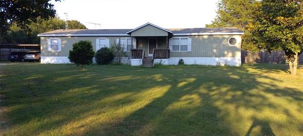 344 Clemmer Court,  Boyd,  TX 76023