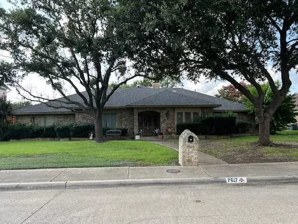 Dallas, TX 75248,7617 Applecross Lane