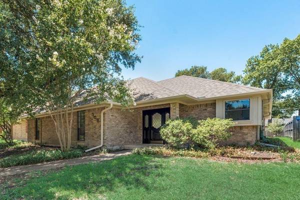 308 Kimberly Drive,  Mesquite,  TX 75149