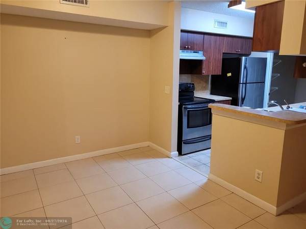 Pembroke Pines, FL 33025,8320 SW 1st St  #106