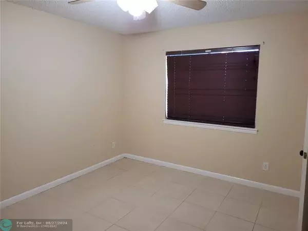 Pembroke Pines, FL 33025,8320 SW 1st St  #106