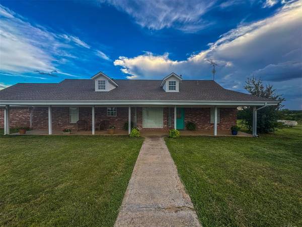 24286 E County Road 1580, Elmore City, OK 73433