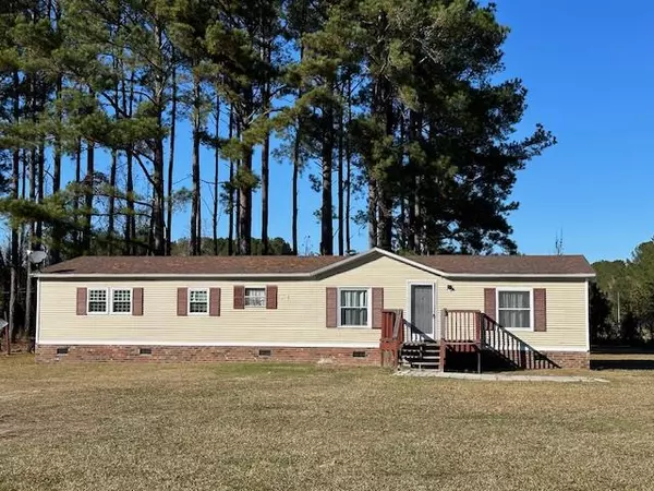 4135 Kingstree Highway, Manning, SC 29102