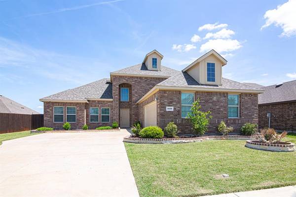 1533 Owen Way, Waxahachie, TX 75165