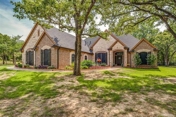 190 Rosewood Drive,  Cross Roads,  TX 76227