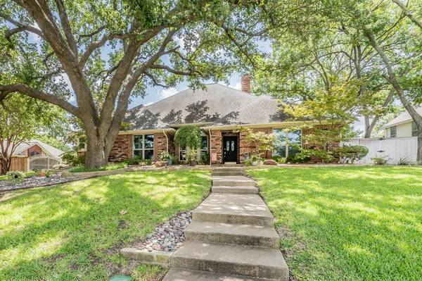 3403 Pembrooke Parkway S, Colleyville, TX 76034