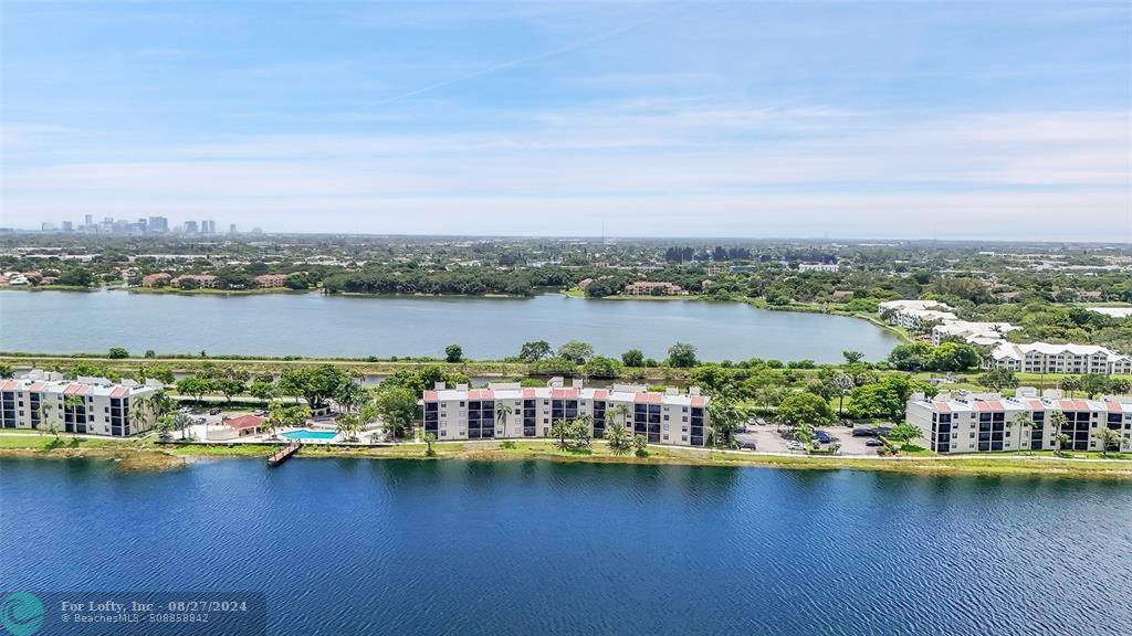 116 Lake Emerald Dr  #401, Oakland Park, FL 33309