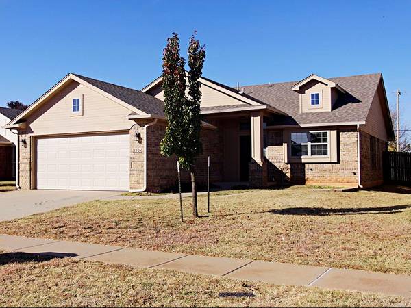 13305 SW 2nd Terrace, Yukon, OK 73099