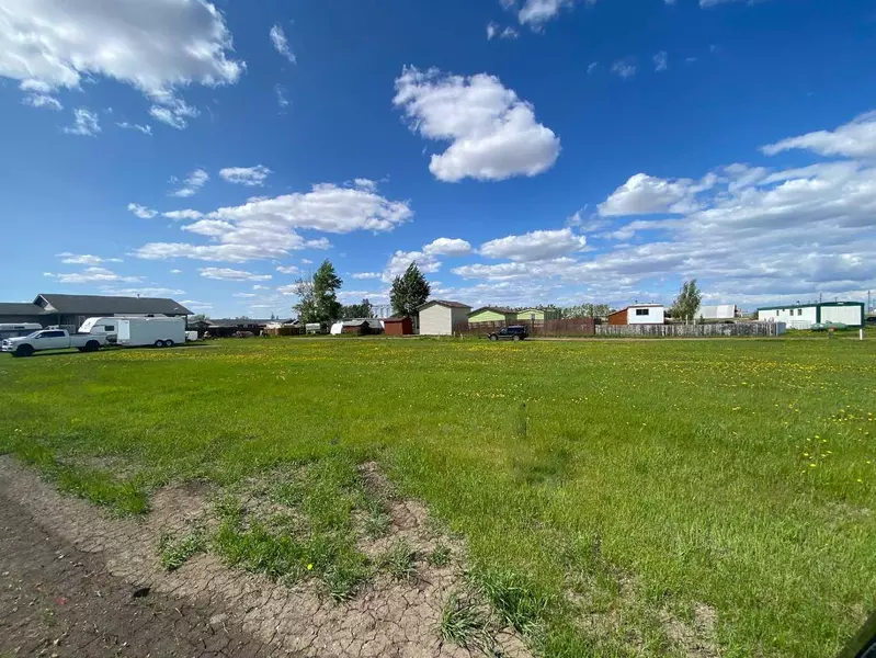 4416 46 AVE, Rycroft, AB T0H 3A0