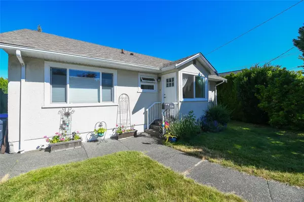 Courtenay, BC V9N 1N7,579 11th St