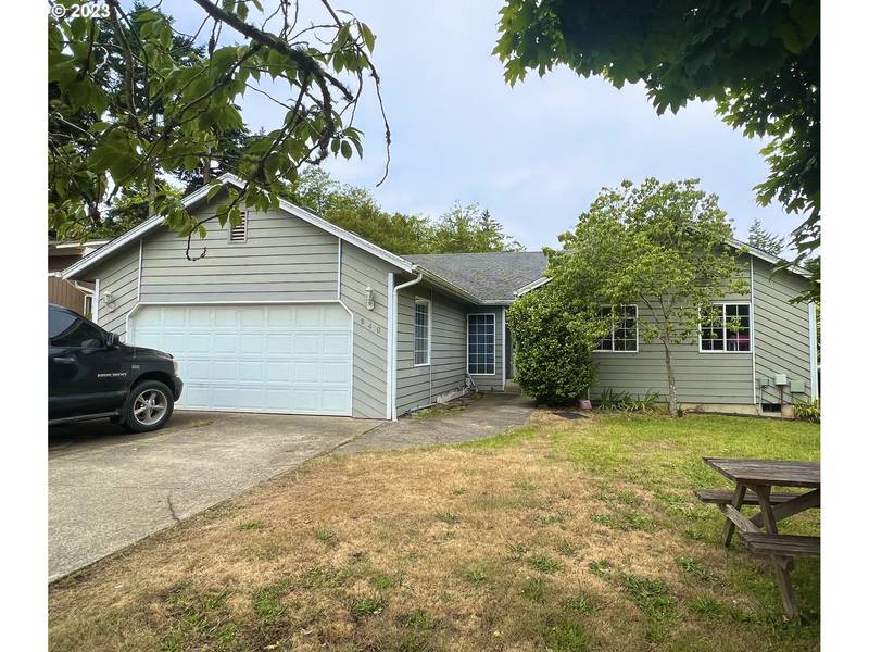 840 SEABREEZE TER, Coos Bay, OR 97420