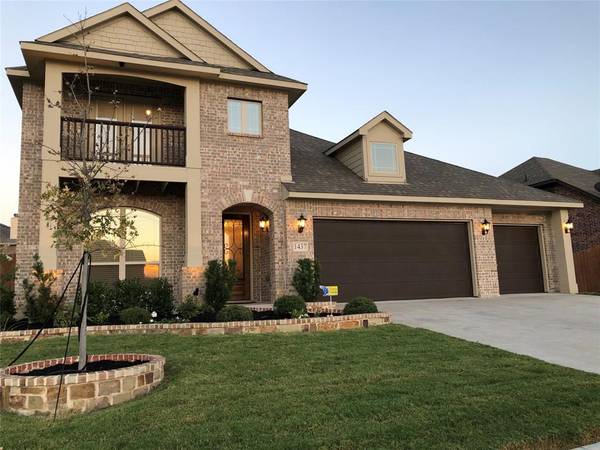 1437 Dina Drive, Crowley, TX 76036