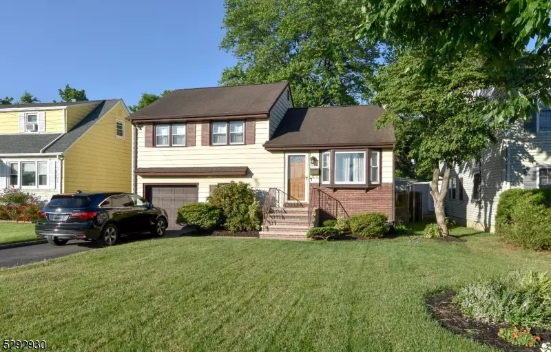 226 Pinehurst Ave, Scotch Plains Twp., NJ 07076