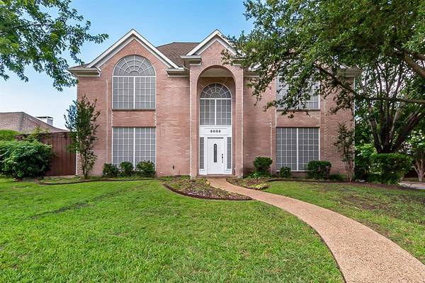 8006 Luna Drive,  Rowlett,  TX 75088