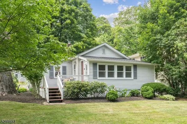 24 Hillside Ter, Bernards Twp., NJ 07920