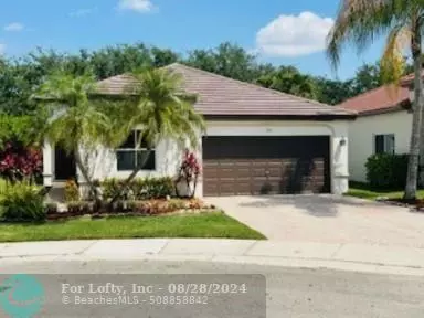 909 Tanglewood Cir, Weston, FL 33327