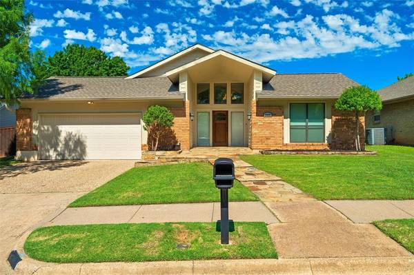 3408 Woodside Drive, Arlington, TX 76016