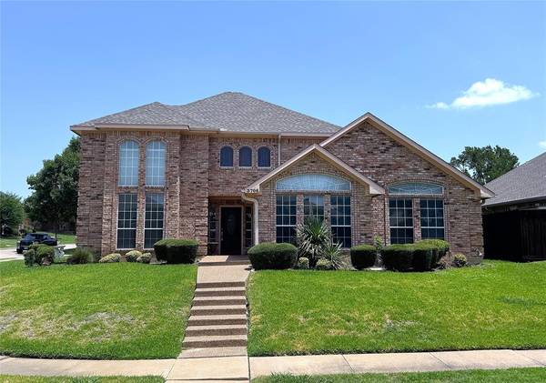 3706 Elizabeth Drive,  Carrollton,  TX 75007