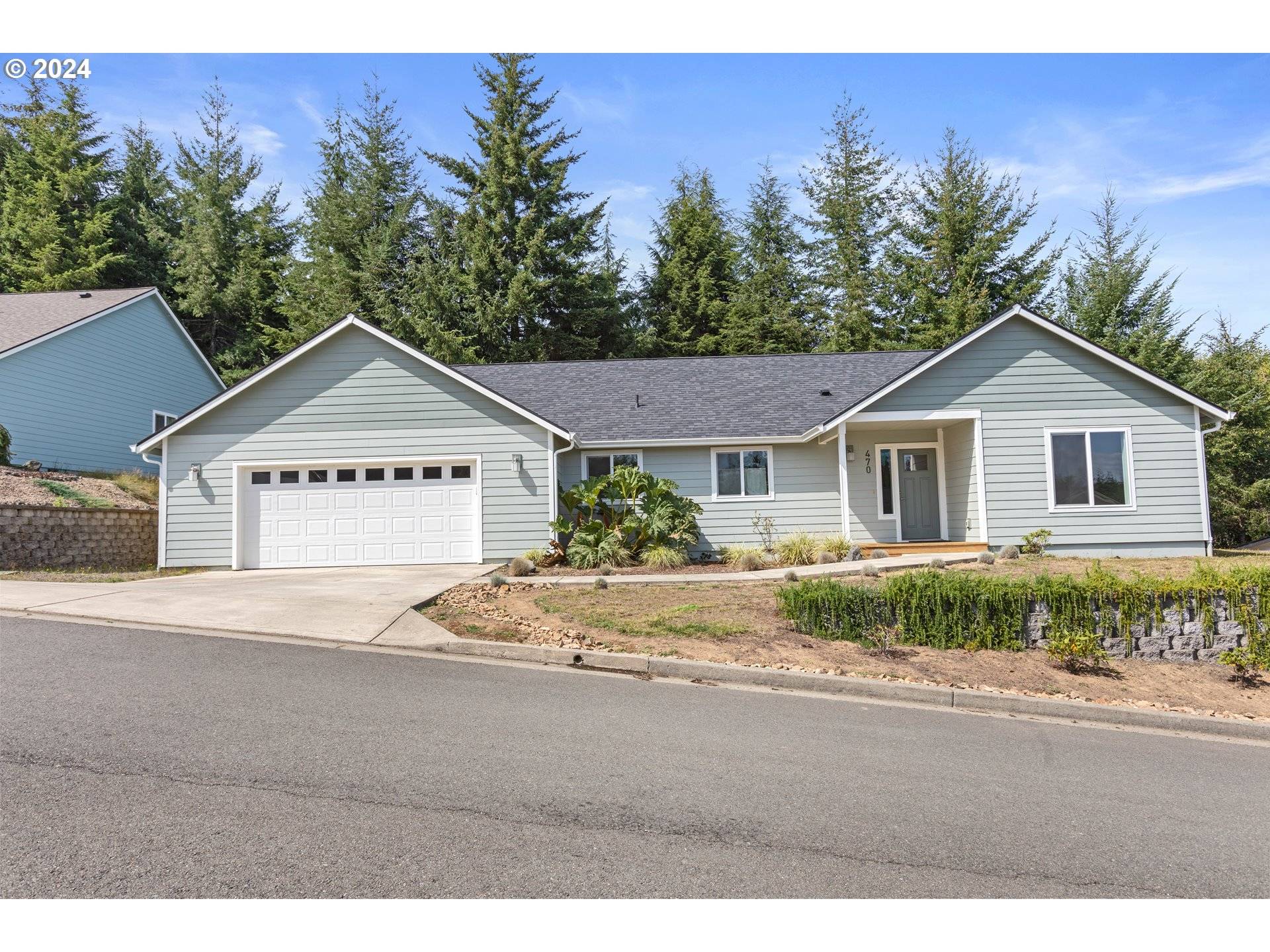 470 PROVIDENCE DR, Reedsport, OR 97467