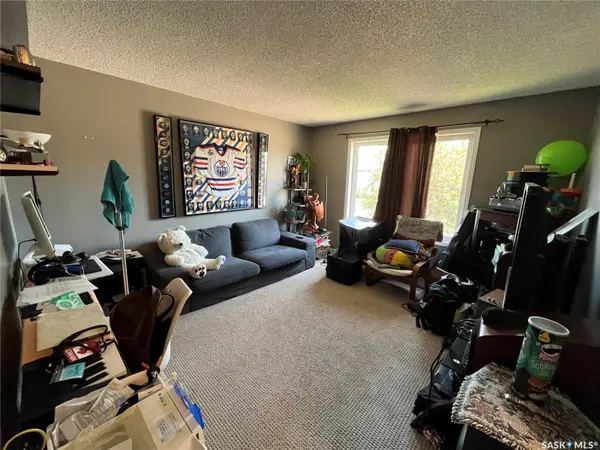 259-261 Wakabayashi WAY, Saskatoon, SK S7K 7L5