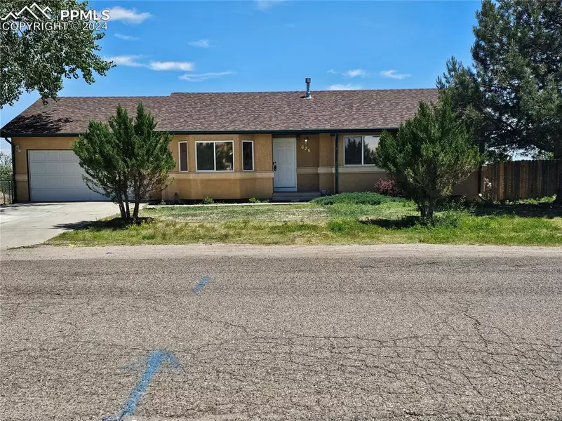 626 S Aguilar DR, Pueblo West, CO 81007