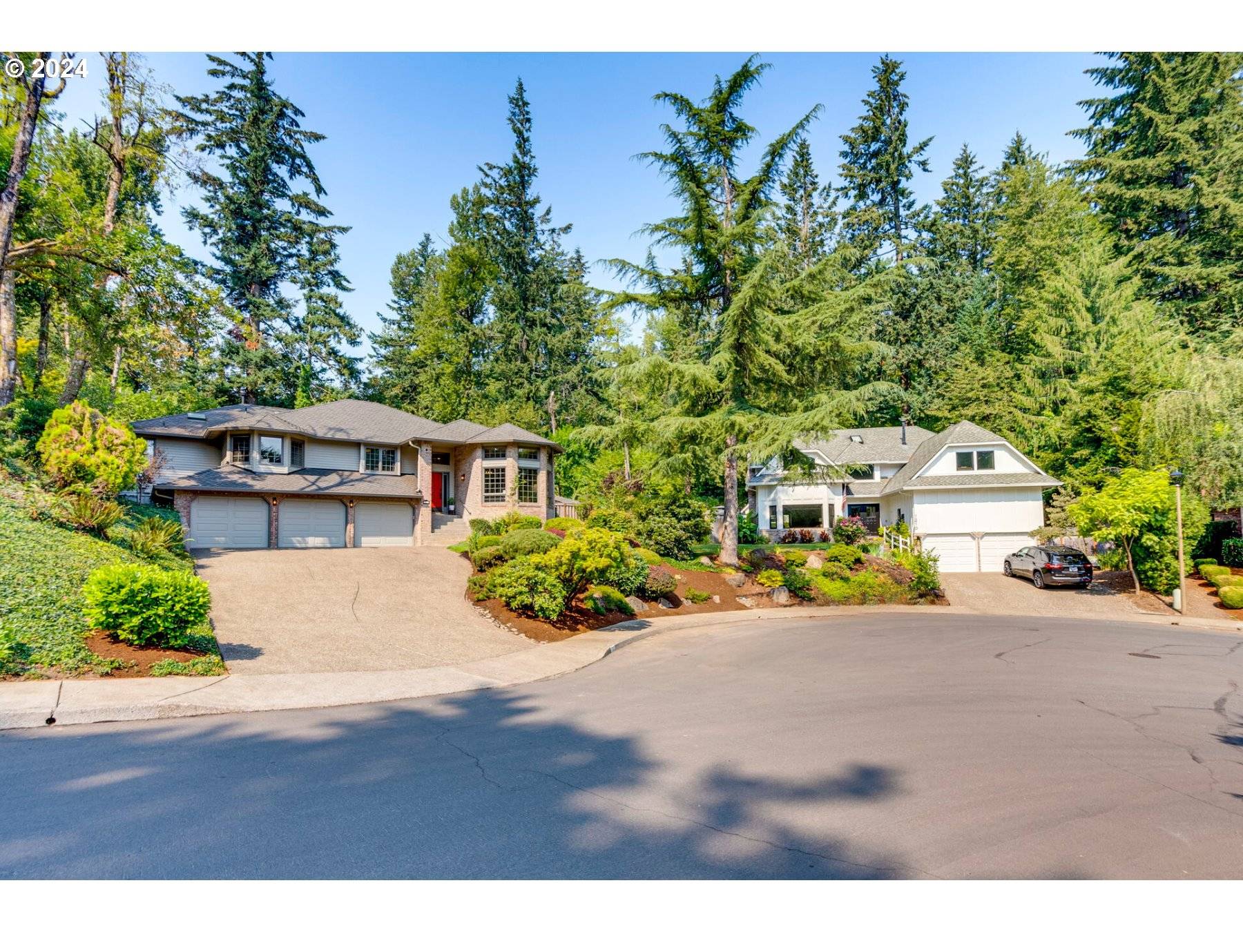 West Linn, OR 97068,1212 STONEHAVEN CT