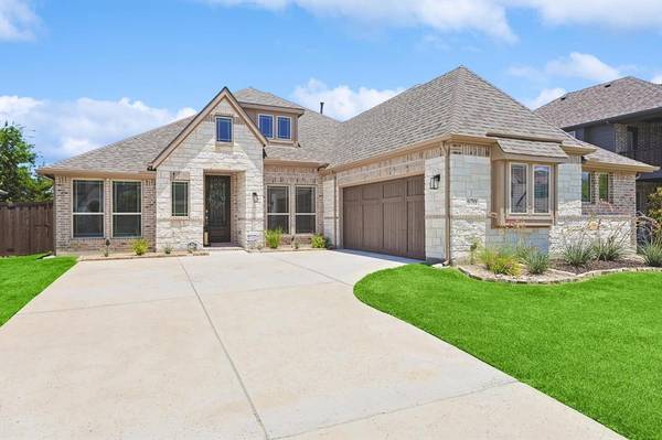 670 Moss Grove Drive,  Frisco,  TX 75033