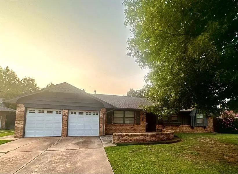 3005 Berkshire Way, Oklahoma City, OK 73120