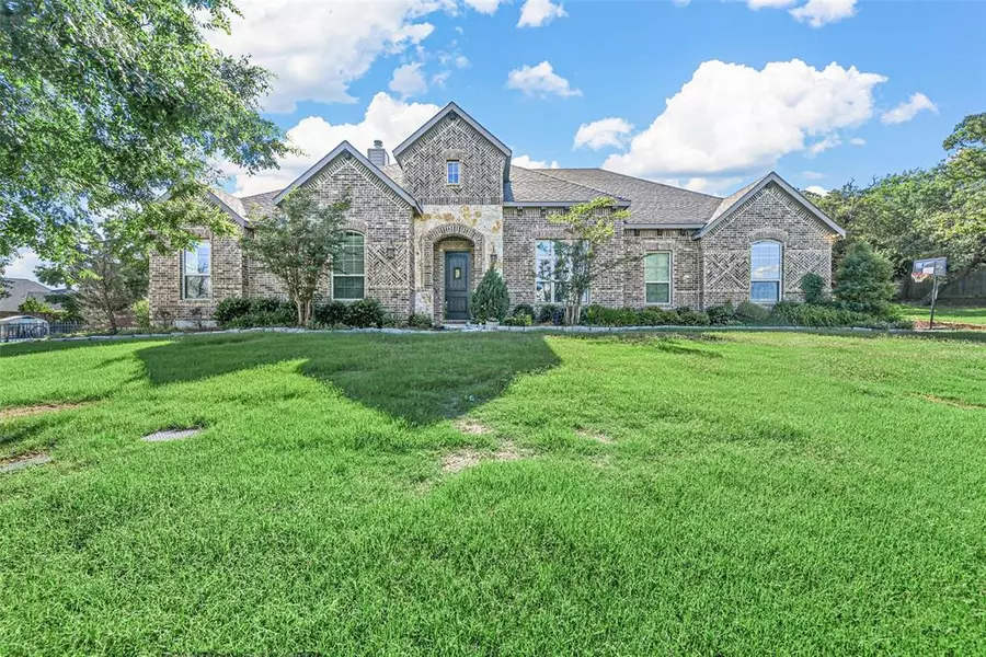 206 N Hurst Road, Burleson, TX 76028