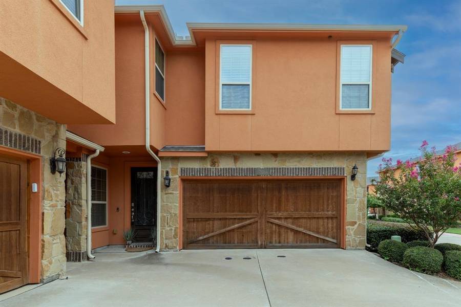 2670 Venice Drive #1, Grand Prairie, TX 75054