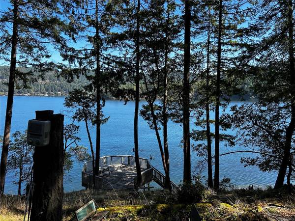 Galiano Island, BC V0N 1P0,762 Ridge Rd